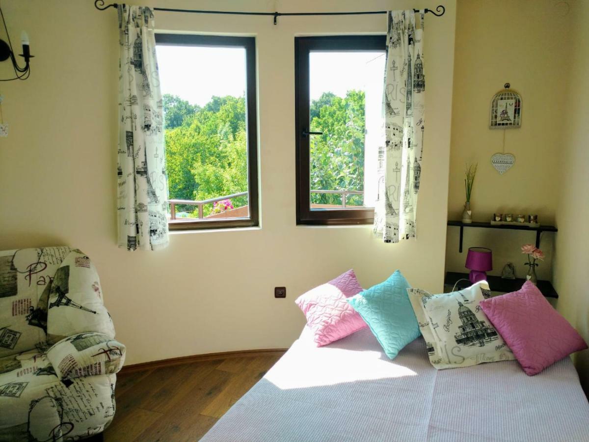Apartments In Golden Sands Park Near The Sea 바르나 외부 사진